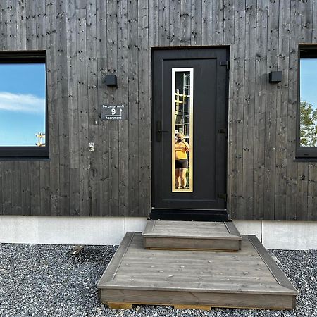 Familievennlig Apartment Tvedestrand Exterior photo